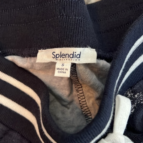 Splendid shorts. Navy with white stars. - Picture 2 of 4